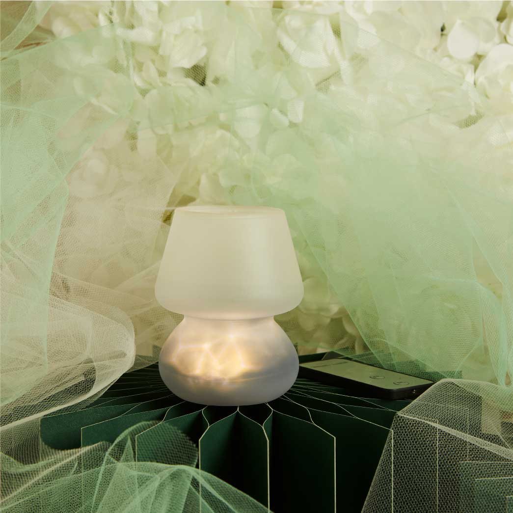 LAMPADA CON TELECOMANDO