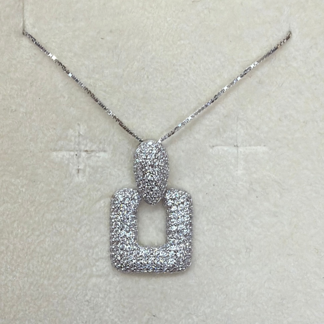 COLLANA QUADRATA