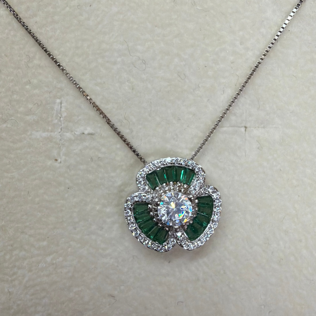 COLLANA FIORE VERDE