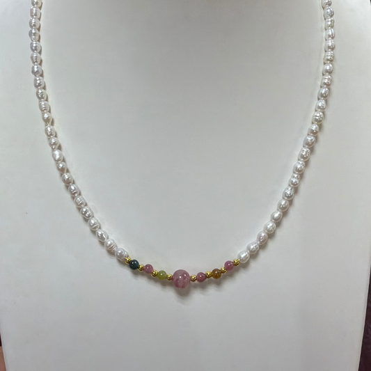 COLLANA PERLE CON CENTRALE